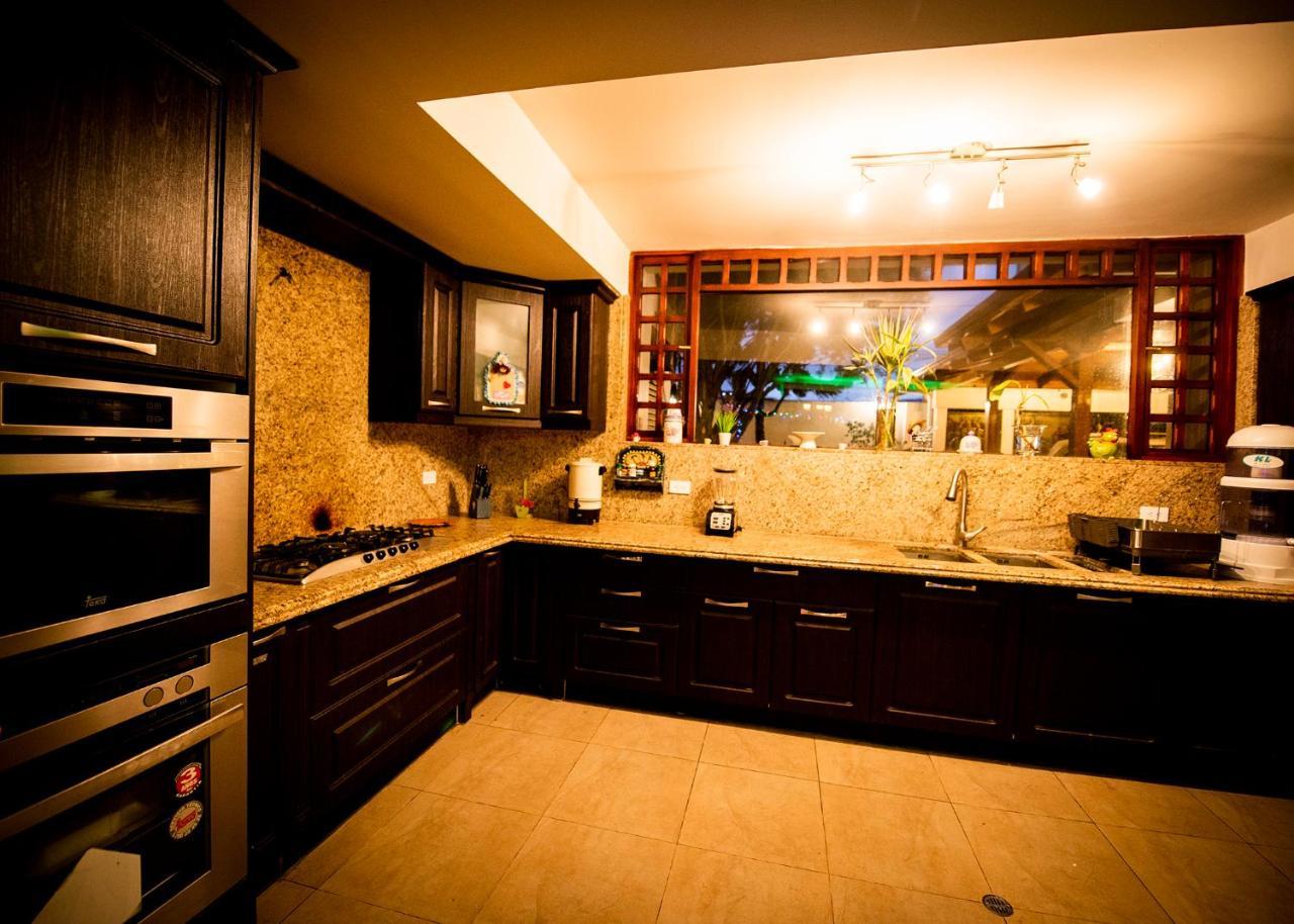 Hostal Dulce Hogar 拉塔昆加 外观 照片