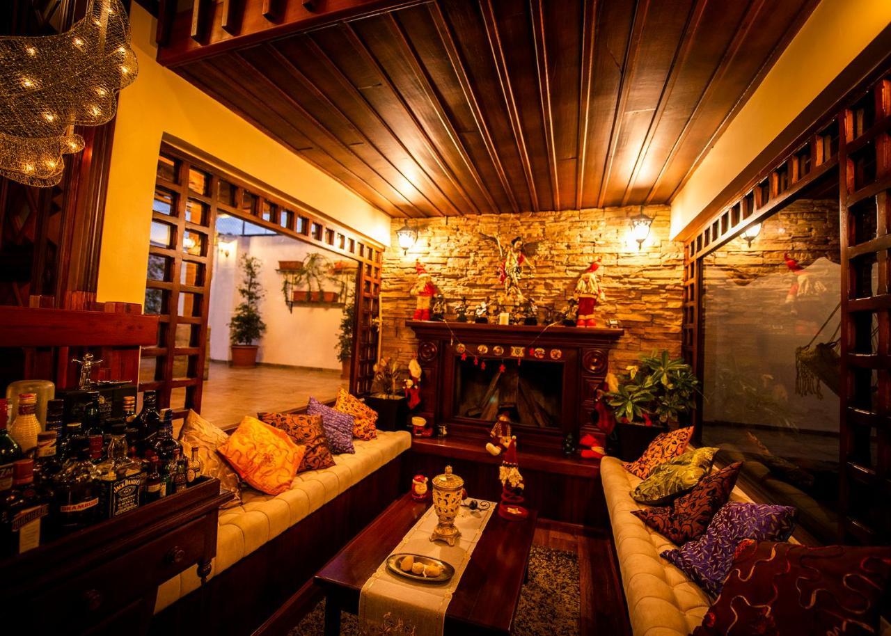Hostal Dulce Hogar 拉塔昆加 外观 照片